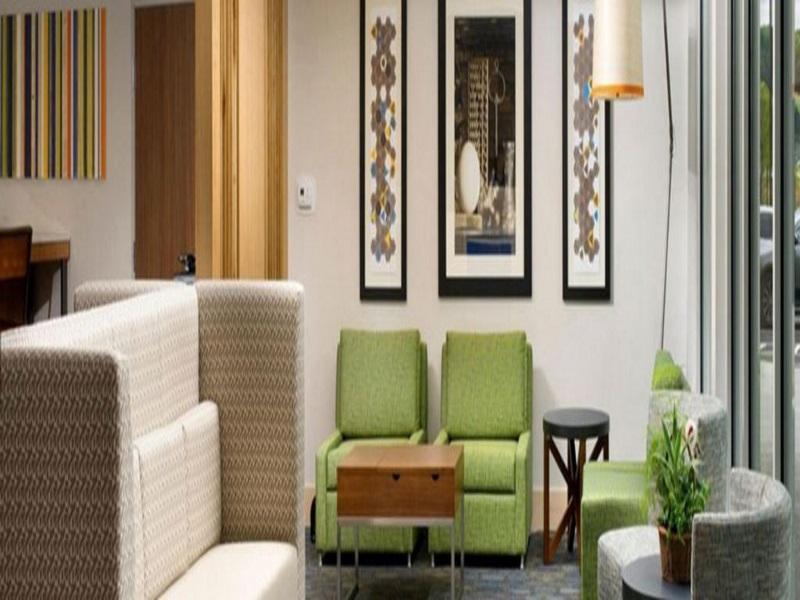 Holiday Inn Express & Suites - Kirksville - University Area By Ihg Exterior foto