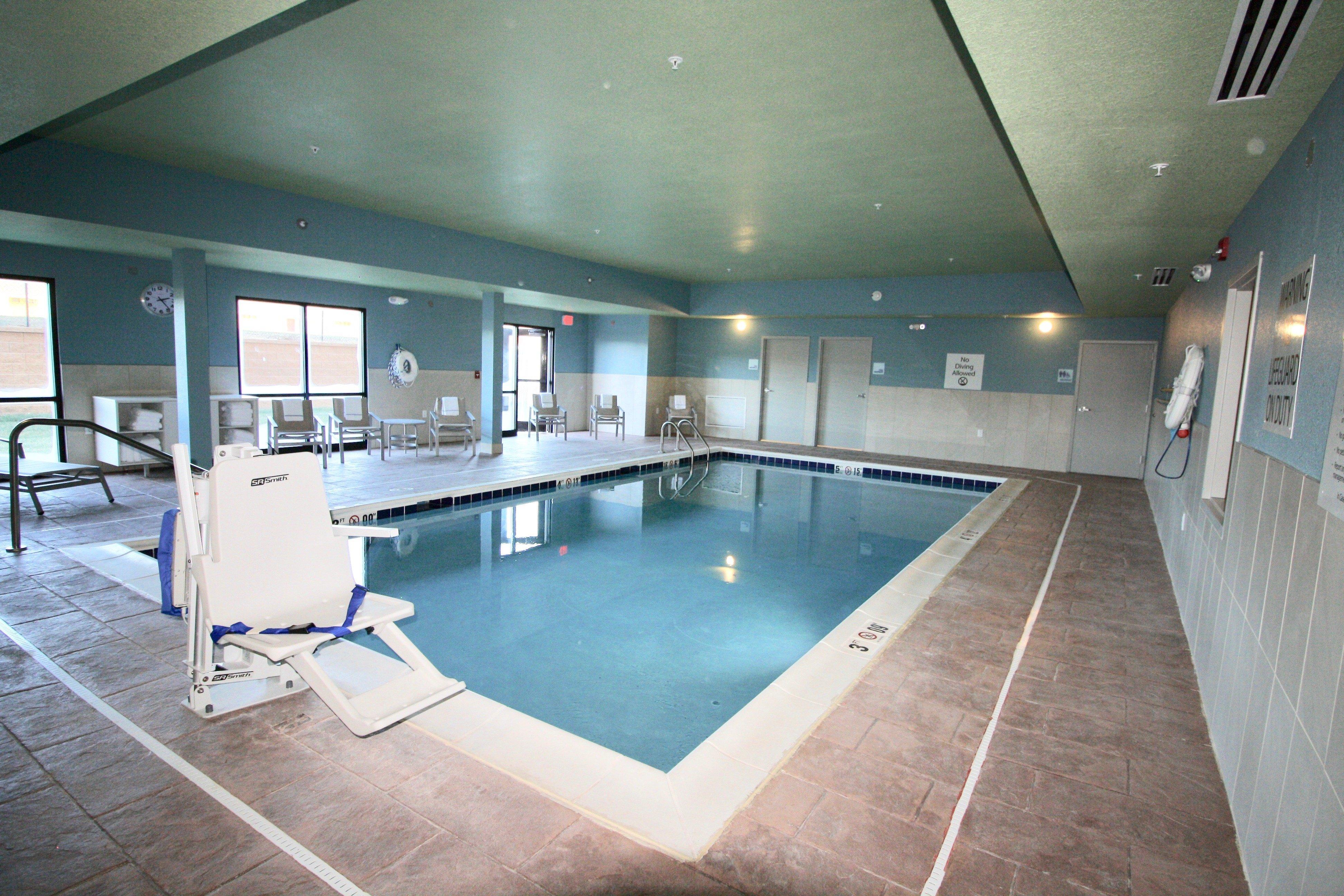 Holiday Inn Express & Suites - Kirksville - University Area By Ihg Exterior foto